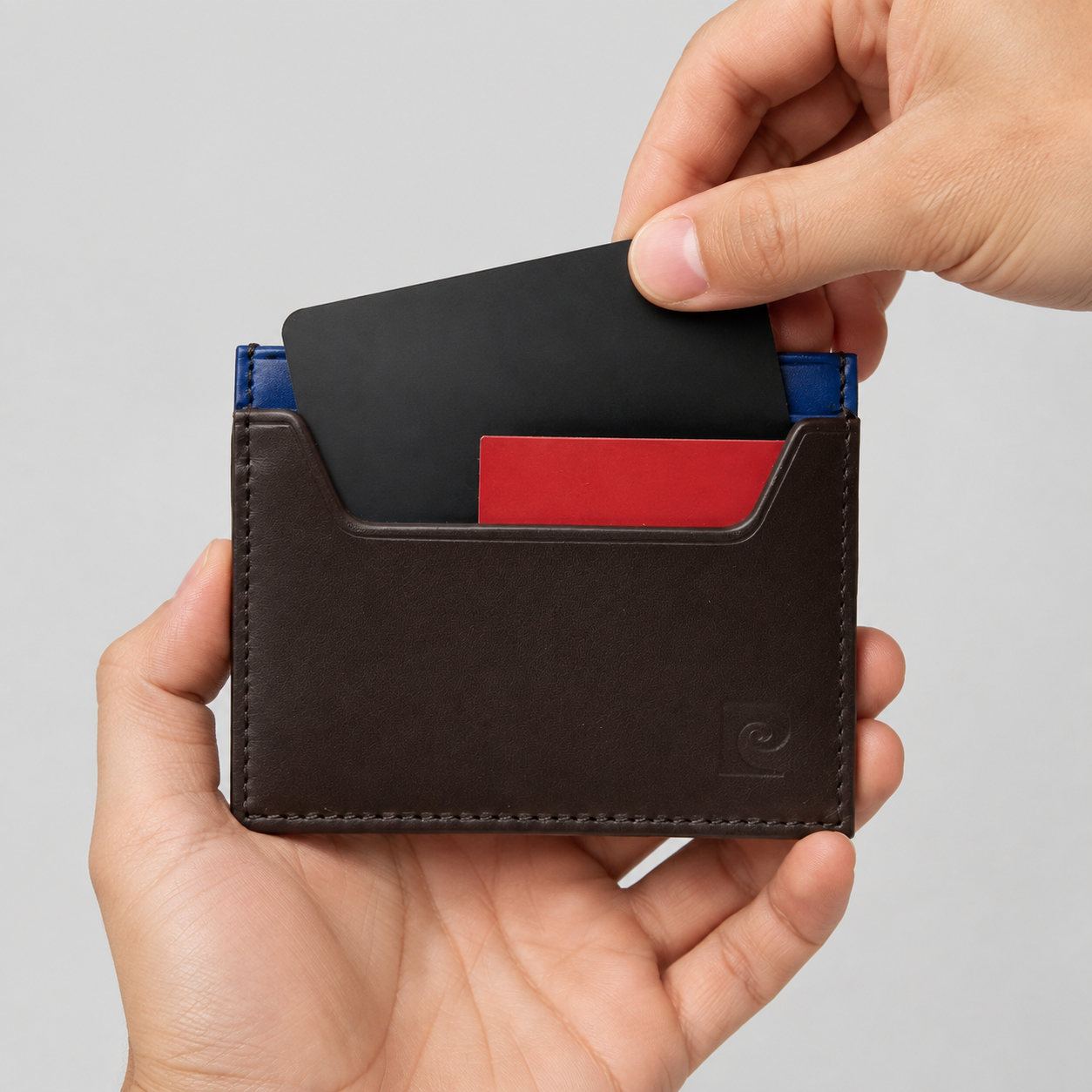 Wallet Pierre Cardin Diseño Compacto con Protección RFID