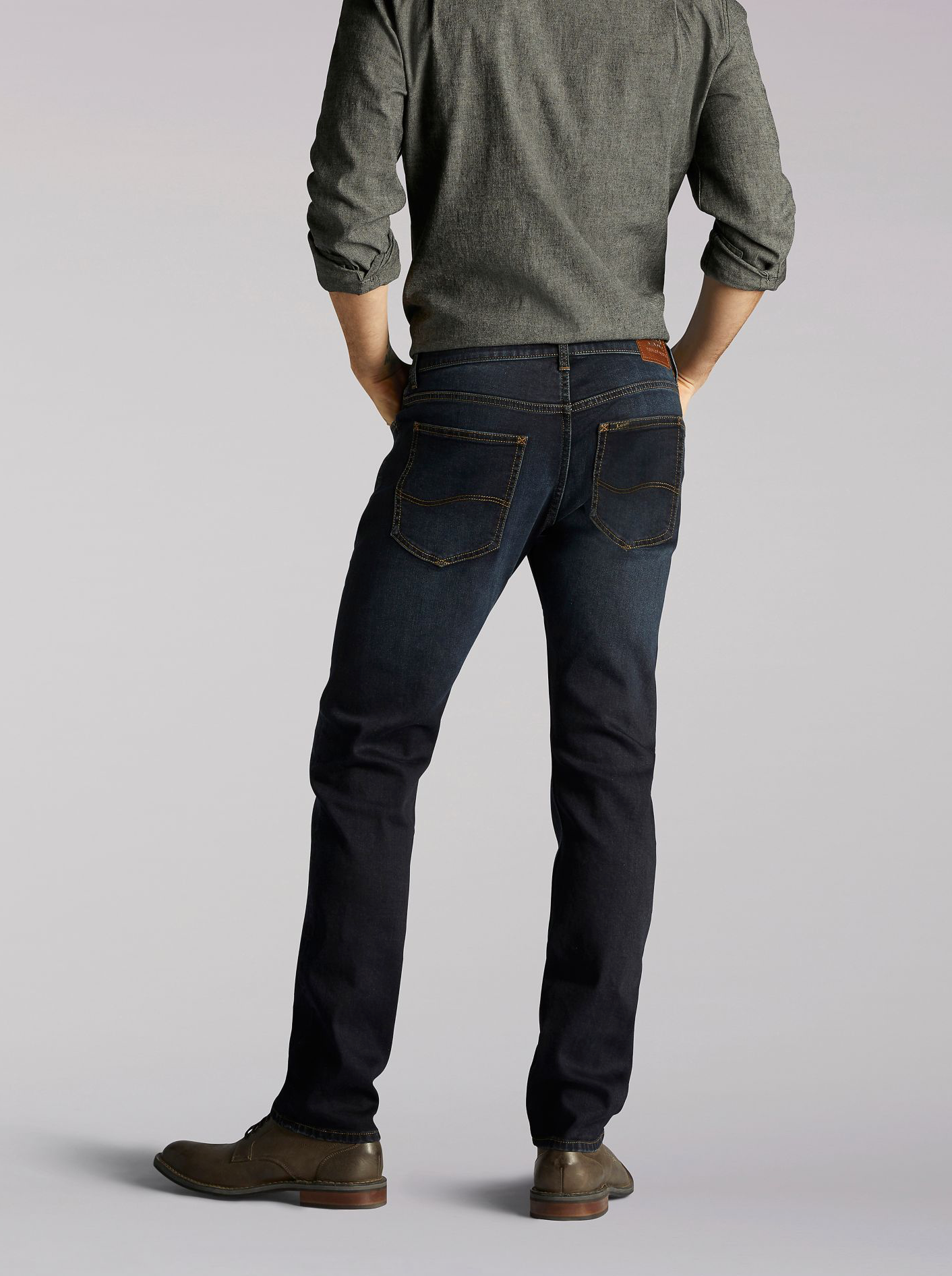 Men's Modern Series Slim Tapered Leg Jean